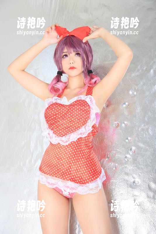 美足盛况！Hana Bunny的福利写真，让每一寸肌肤都想被注目。